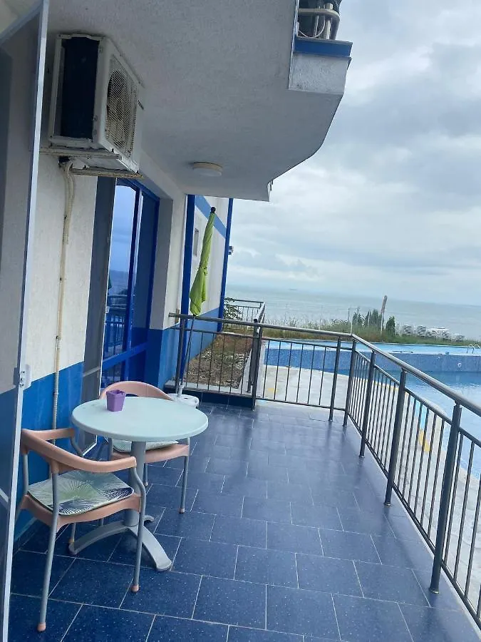 Pomorie Direkt Am Pool Apartment